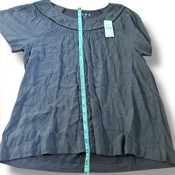 NWT LOFT Cutout Yoke Flutter‎ Sleeve Mixed Media Top Sz S Petite - Picture 8 of 9